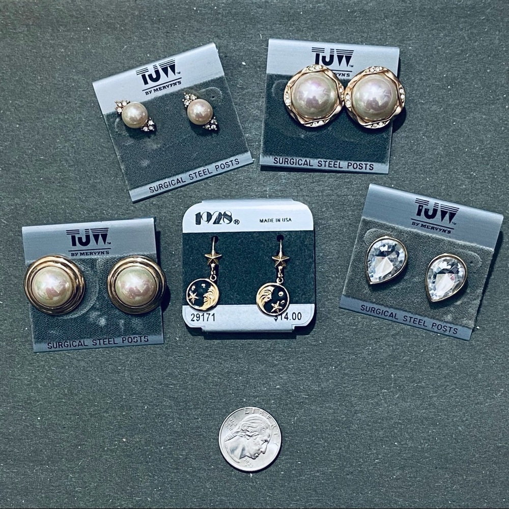 Mother of pearl Gold tone Earrings Bundle - pierced